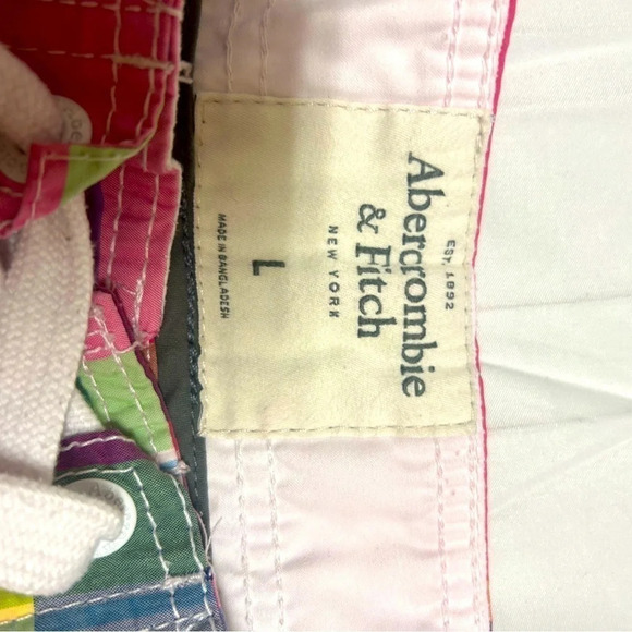 Men’s large plaid vintage Abercrombie and fitch shorts/swim  shorts - Picture 3 of 4